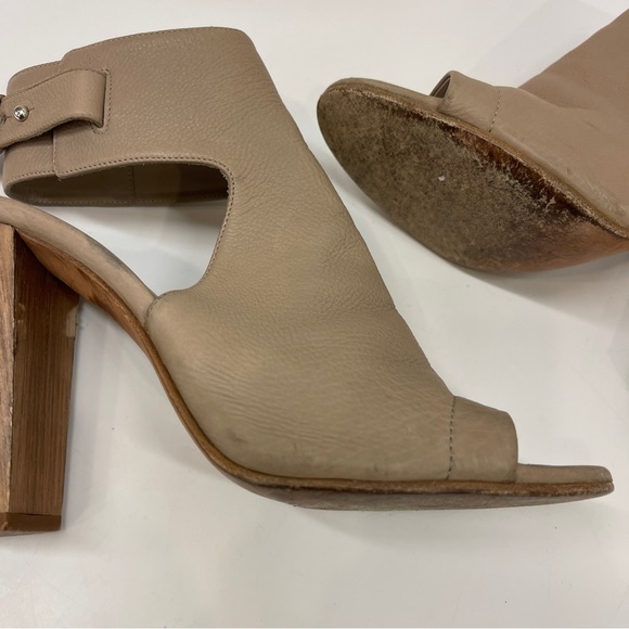 Vince Addie Taupe Tan Nude Buckle Open Toe Leather Heels 9.5 - Picture 2 of 14